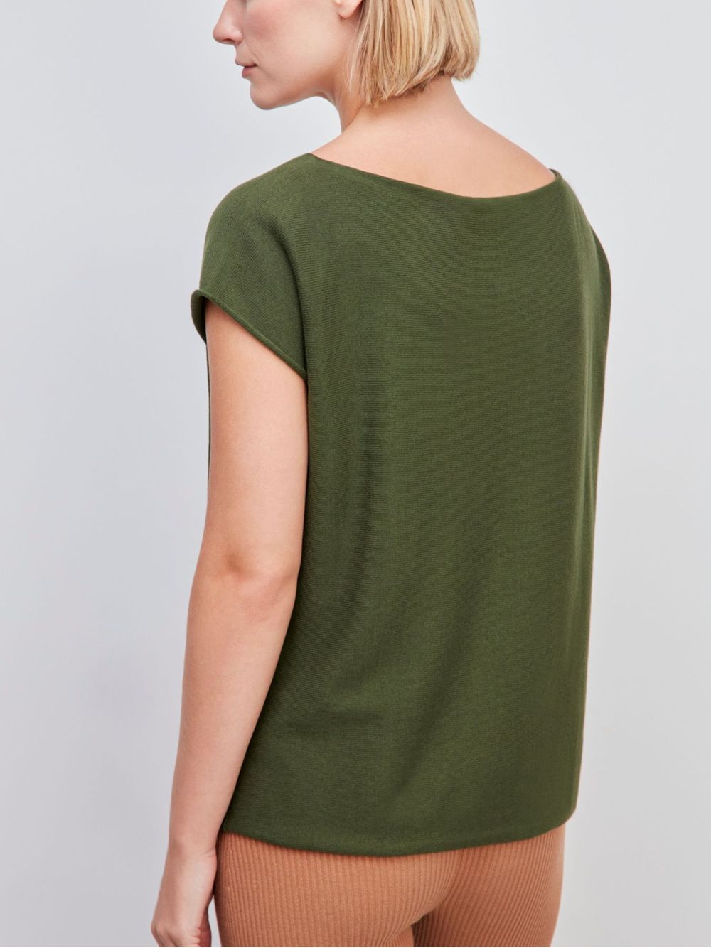 Anselmi — Blusa Ampla Decote Canoa Matcha